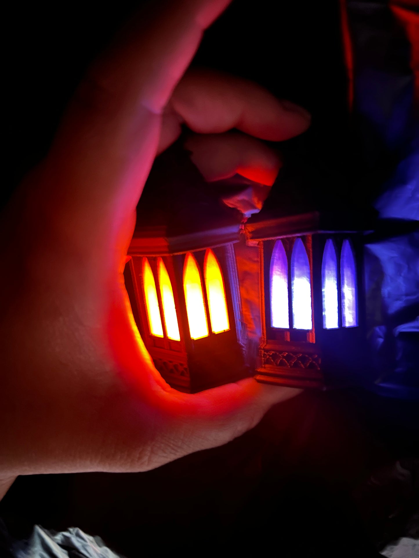 GOTH LANTERN LIGHT UP