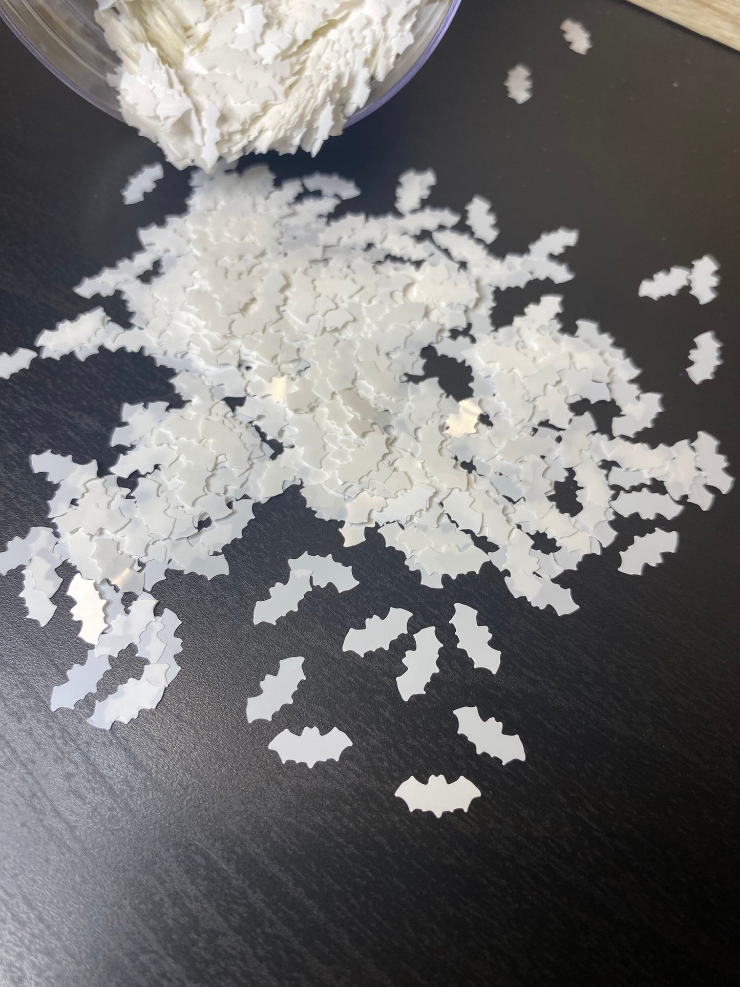 White bats polyester glitter cosmetic glitter 10mm